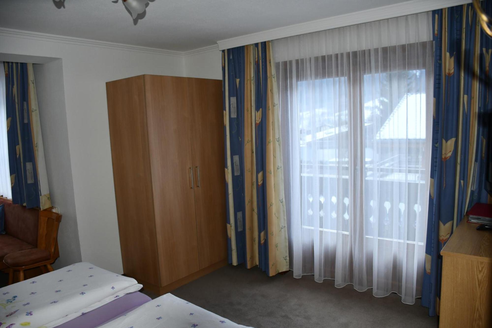 Gaestehaus Brugger Neukirchen am Großvenediger Cameră foto