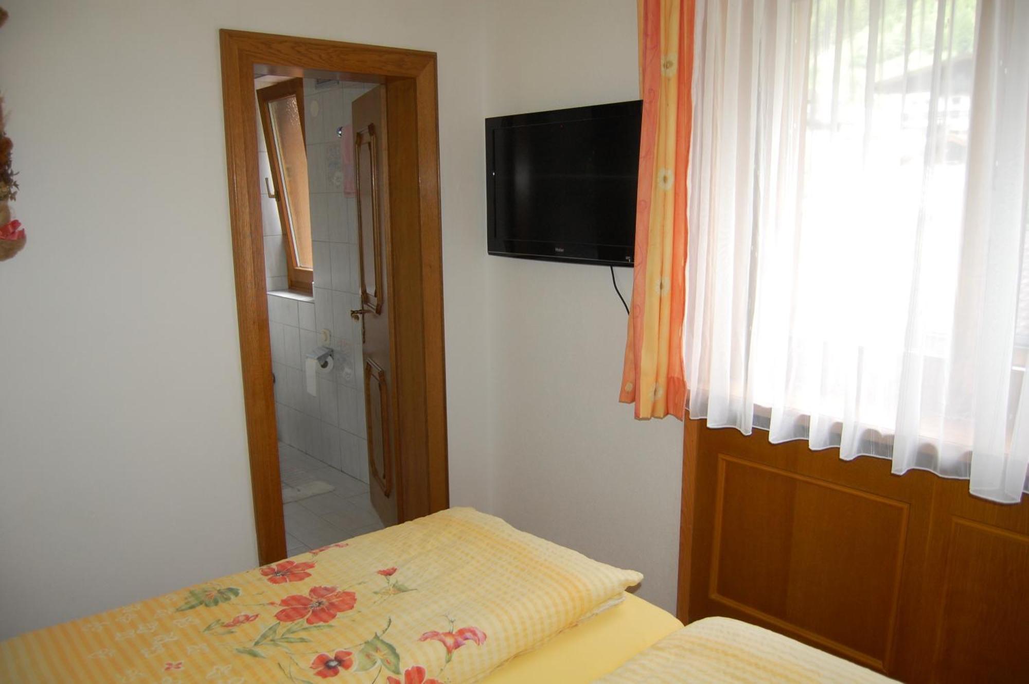 Gaestehaus Brugger Neukirchen am Großvenediger Cameră foto